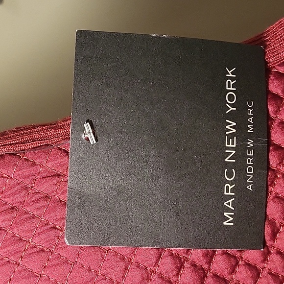 Ruby red - Picture 7 of 8